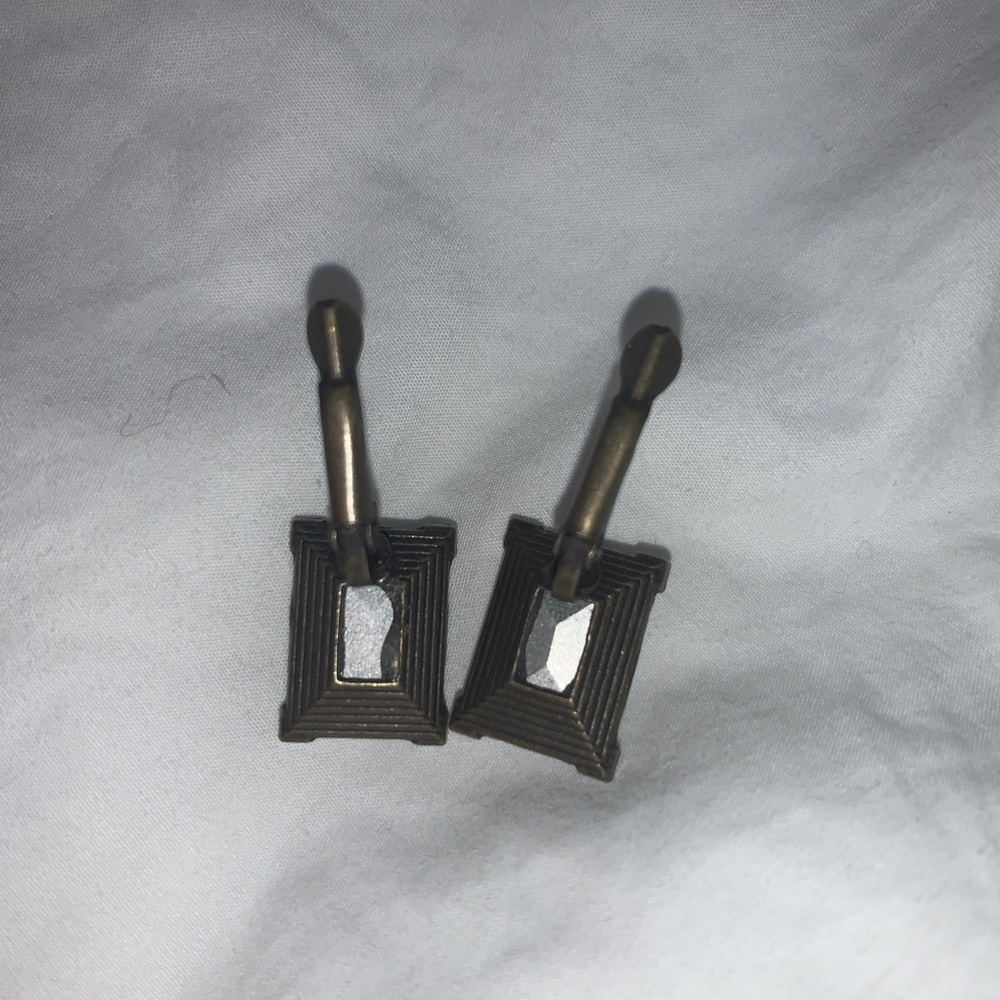 Dangle earring - Picture 2 of 5